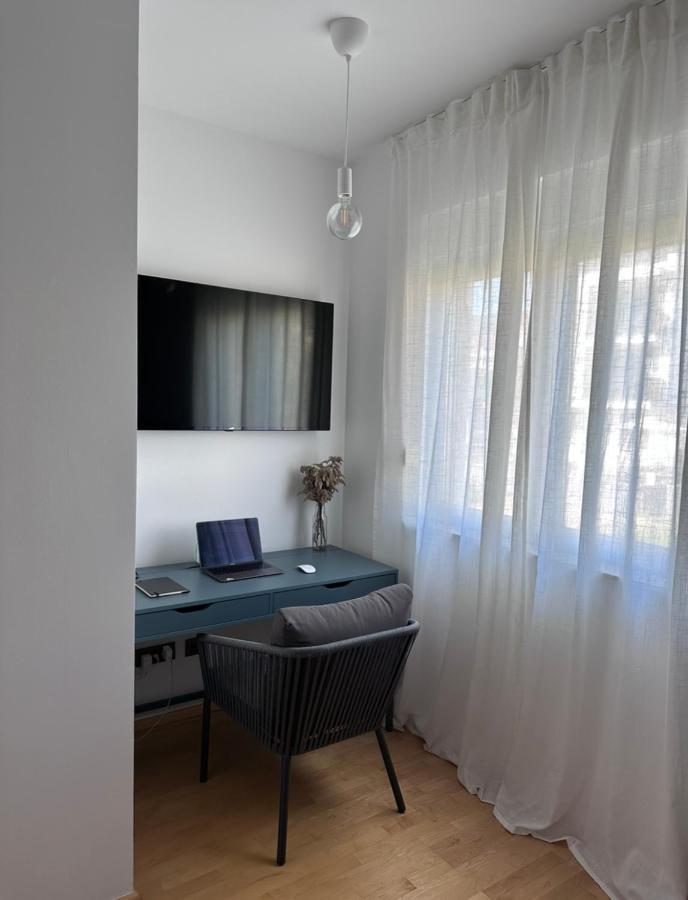 טרוגיר Clouds Apartments Ciovo - 20 Meters From Copacabana Beach מראה חיצוני תמונה