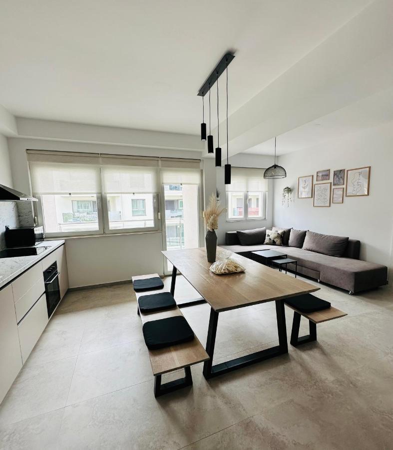 טרוגיר Clouds Apartments Ciovo - 20 Meters From Copacabana Beach מראה חיצוני תמונה